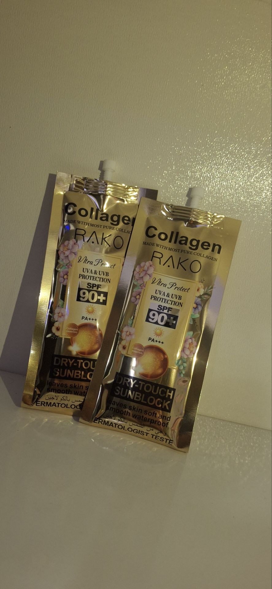 ضدآفتاب ساندیسی اسانس کلاژن spf+90 برند راکو